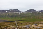 Blick auf Barðsvík und den Pass Smiðjuvíkurháls